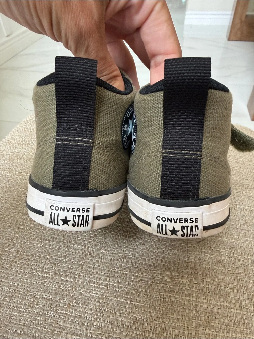 Converse classic low